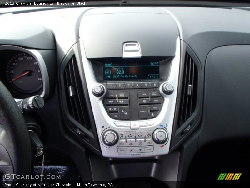 Black / Jet Black 2013 Chevrolet Equinox LS