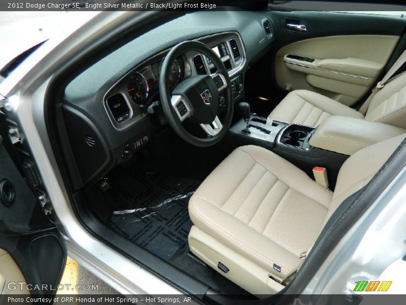 Bright Silver Metallic / Black/Light Frost Beige 2012 Dodge Charger SE