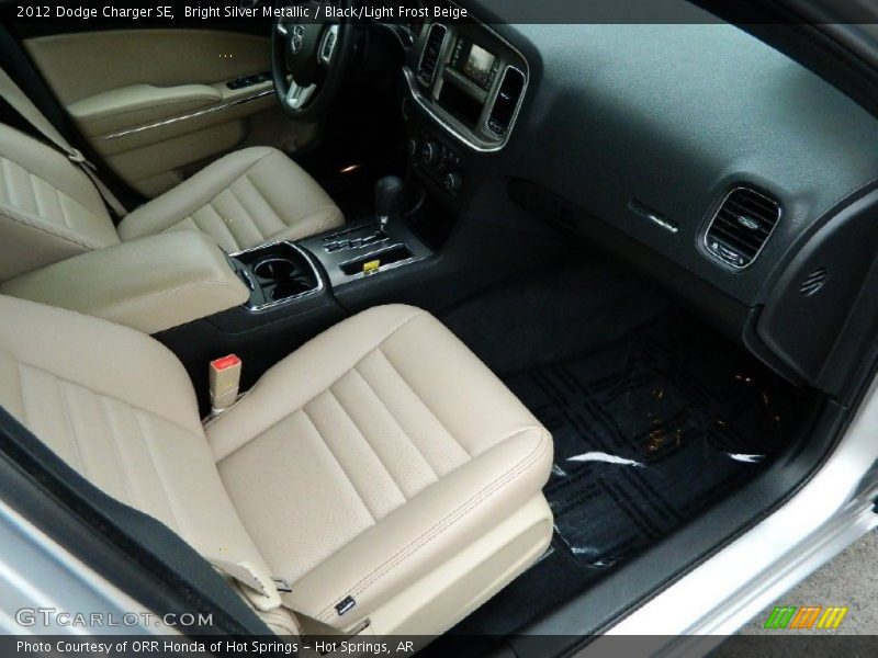 Bright Silver Metallic / Black/Light Frost Beige 2012 Dodge Charger SE