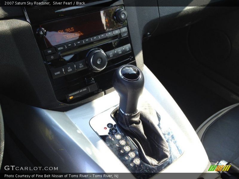 Silver Pearl / Black 2007 Saturn Sky Roadster