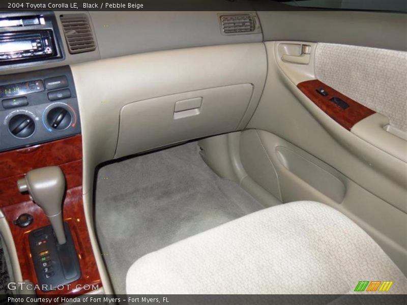 Black / Pebble Beige 2004 Toyota Corolla LE