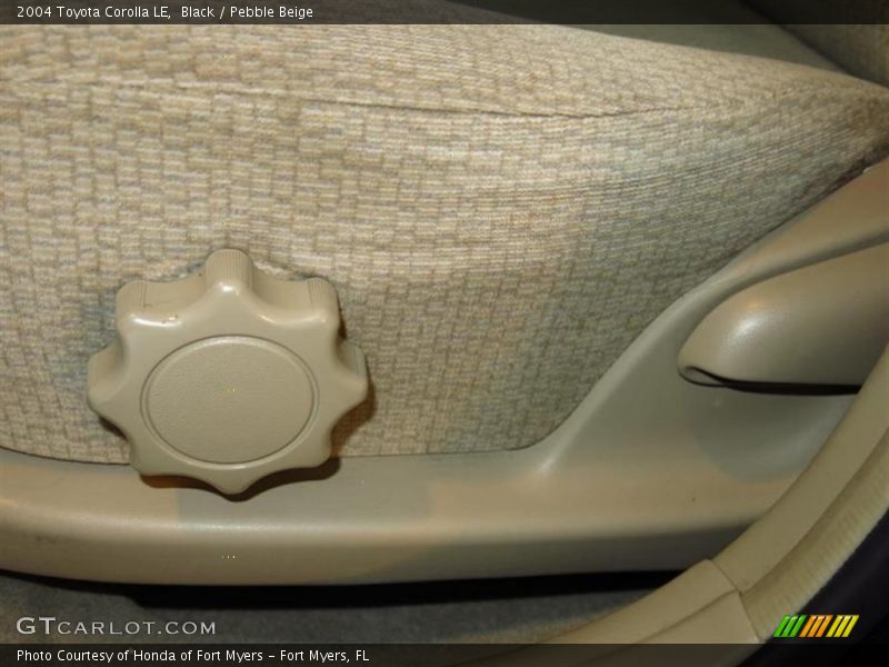 Black / Pebble Beige 2004 Toyota Corolla LE