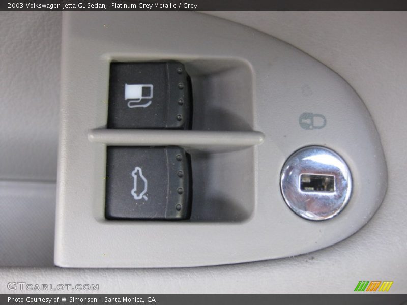 Platinum Grey Metallic / Grey 2003 Volkswagen Jetta GL Sedan