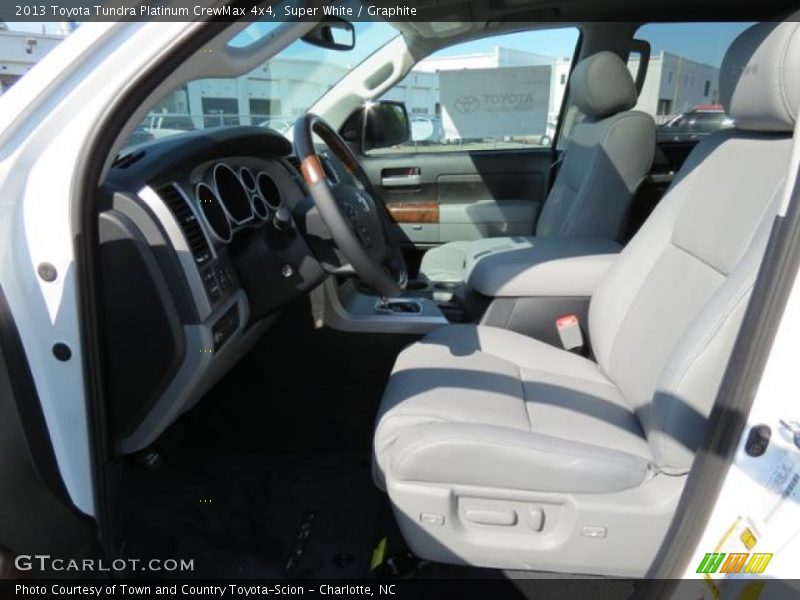 Super White / Graphite 2013 Toyota Tundra Platinum CrewMax 4x4