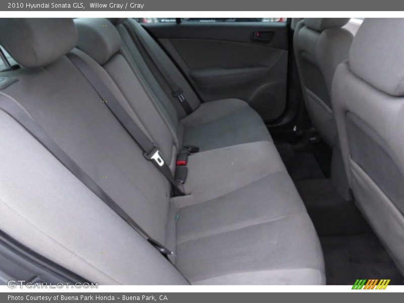 Willow Gray / Gray 2010 Hyundai Sonata GLS