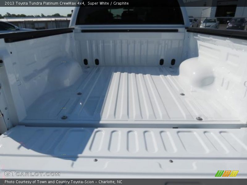 Super White / Graphite 2013 Toyota Tundra Platinum CrewMax 4x4