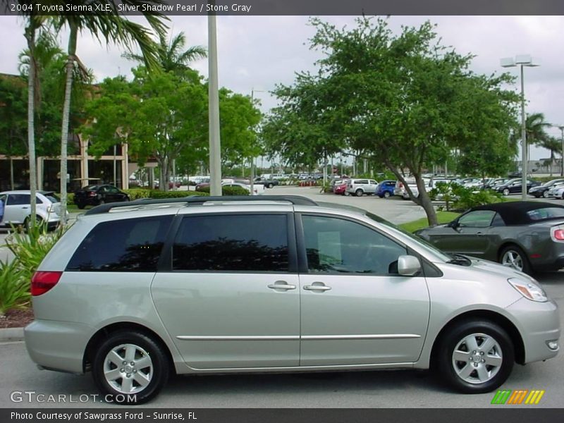 Silver Shadow Pearl / Stone Gray 2004 Toyota Sienna XLE
