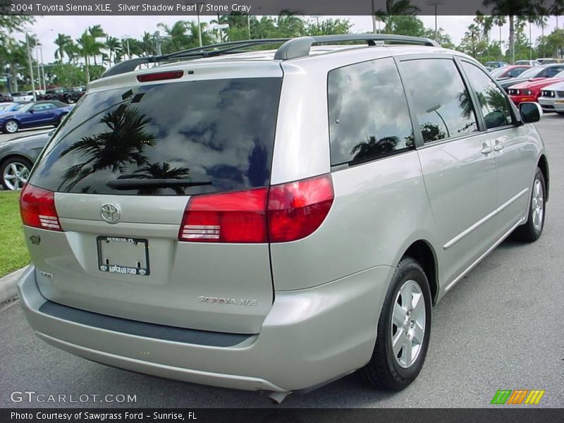 Silver Shadow Pearl / Stone Gray 2004 Toyota Sienna XLE