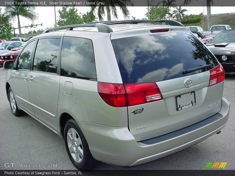 Silver Shadow Pearl / Stone Gray 2004 Toyota Sienna XLE