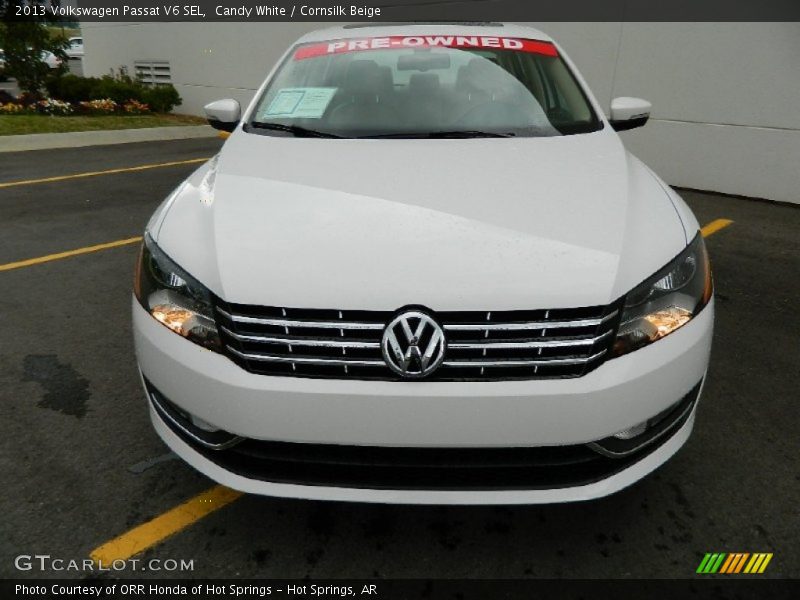 Candy White / Cornsilk Beige 2013 Volkswagen Passat V6 SEL