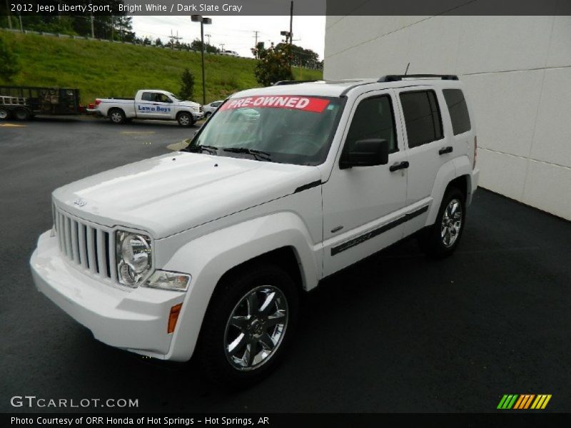 Bright White / Dark Slate Gray 2012 Jeep Liberty Sport