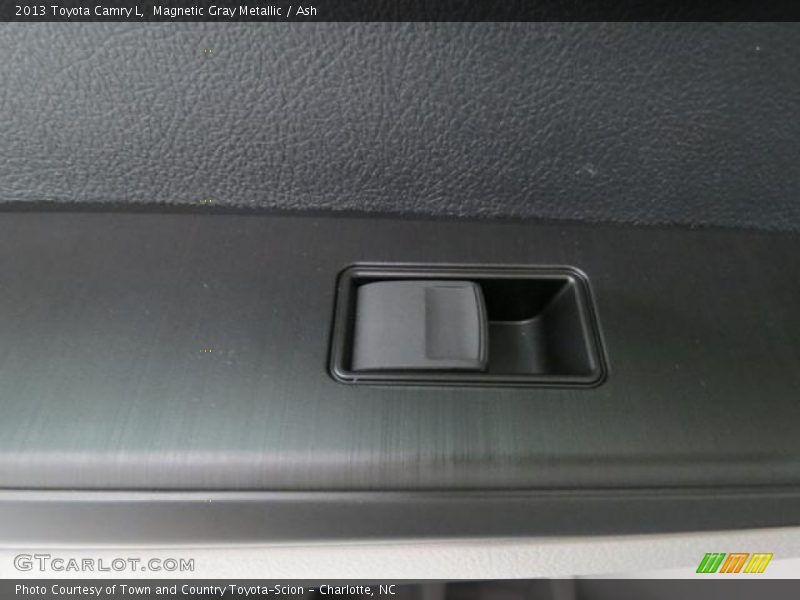 Magnetic Gray Metallic / Ash 2013 Toyota Camry L