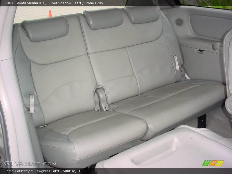 Silver Shadow Pearl / Stone Gray 2004 Toyota Sienna XLE