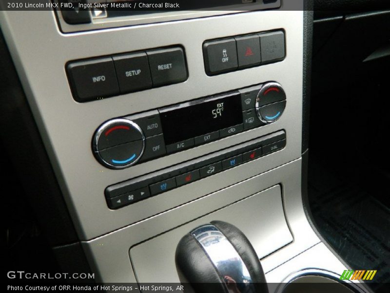 Ingot Silver Metallic / Charcoal Black 2010 Lincoln MKX FWD