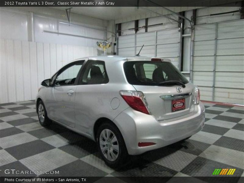 Classic Silver Metallic / Ash Gray 2012 Toyota Yaris L 3 Door