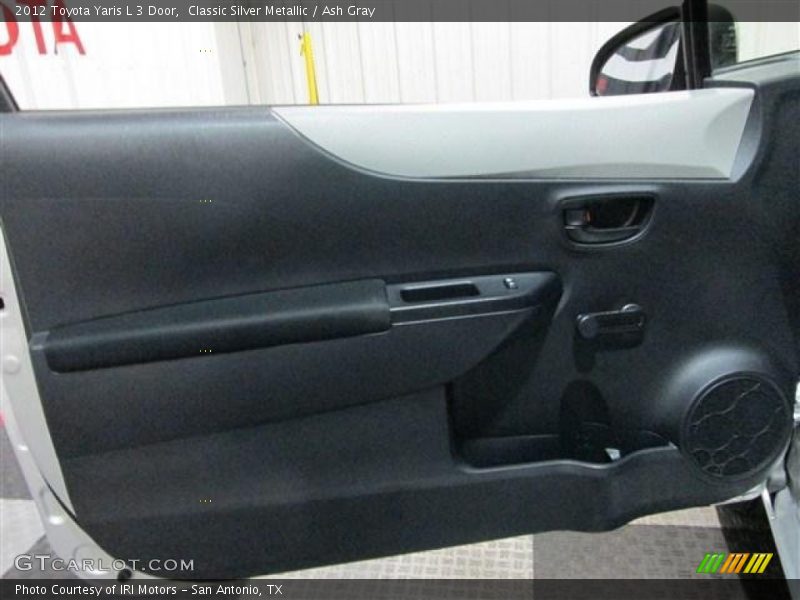 Classic Silver Metallic / Ash Gray 2012 Toyota Yaris L 3 Door