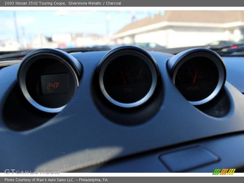 Silverstone Metallic / Charcoal 2003 Nissan 350Z Touring Coupe