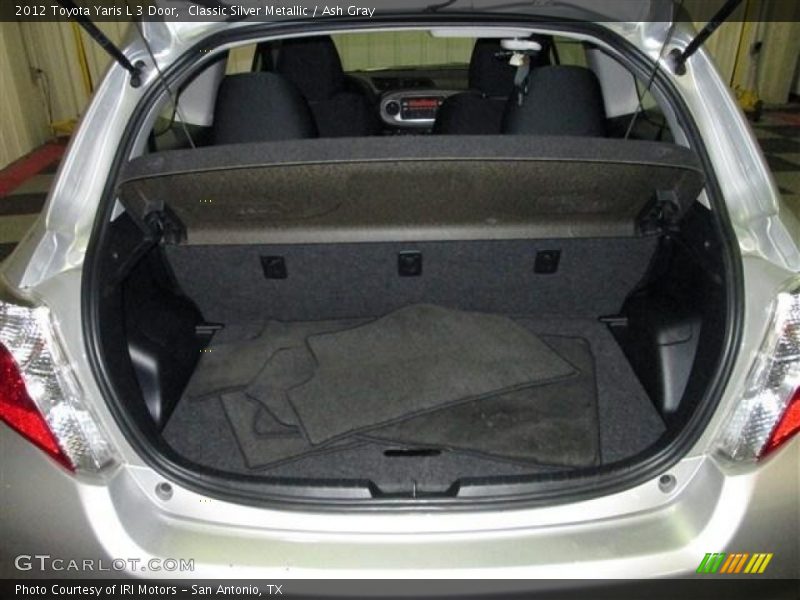 Classic Silver Metallic / Ash Gray 2012 Toyota Yaris L 3 Door