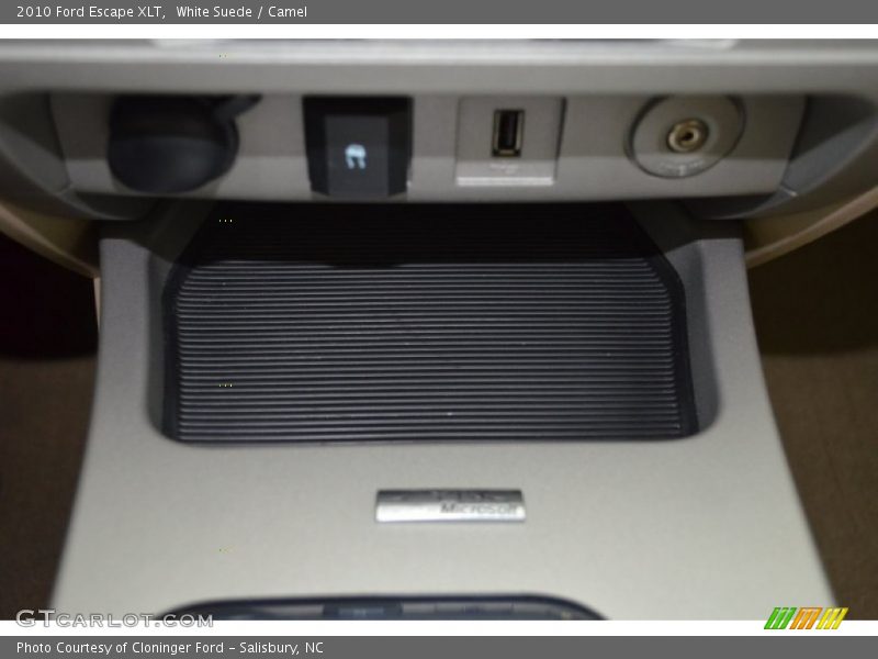 White Suede / Camel 2010 Ford Escape XLT