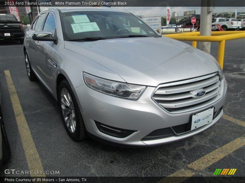 White Platinum Tri-Coat / Charcoal Black 2013 Ford Taurus Limited