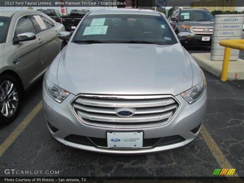 White Platinum Tri-Coat / Charcoal Black 2013 Ford Taurus Limited