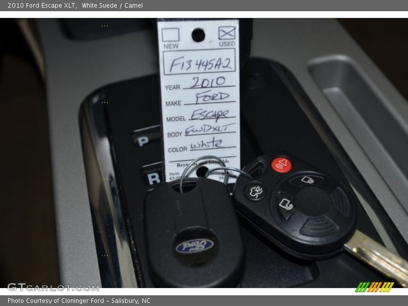 White Suede / Camel 2010 Ford Escape XLT