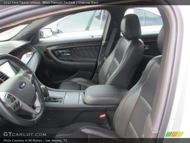 White Platinum Tri-Coat / Charcoal Black 2013 Ford Taurus Limited