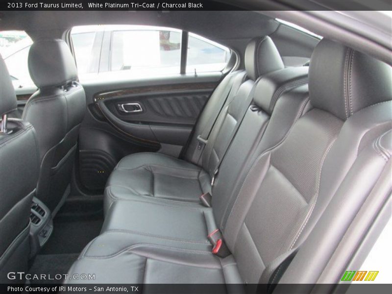White Platinum Tri-Coat / Charcoal Black 2013 Ford Taurus Limited