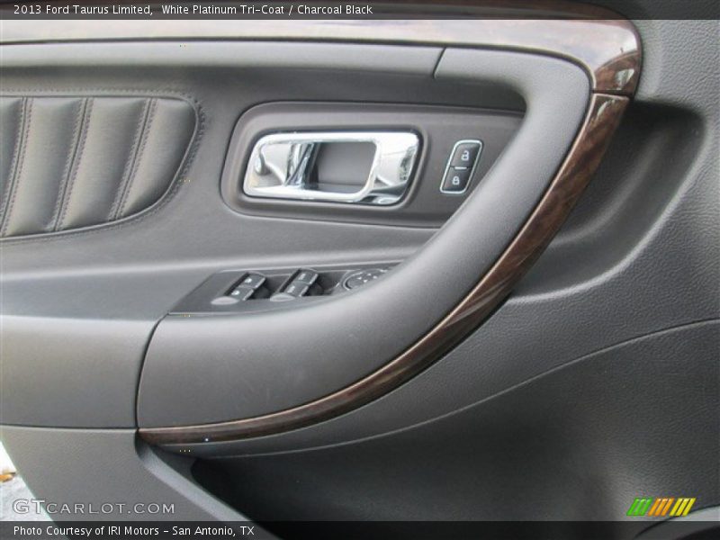 White Platinum Tri-Coat / Charcoal Black 2013 Ford Taurus Limited