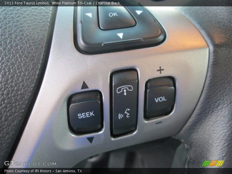 White Platinum Tri-Coat / Charcoal Black 2013 Ford Taurus Limited