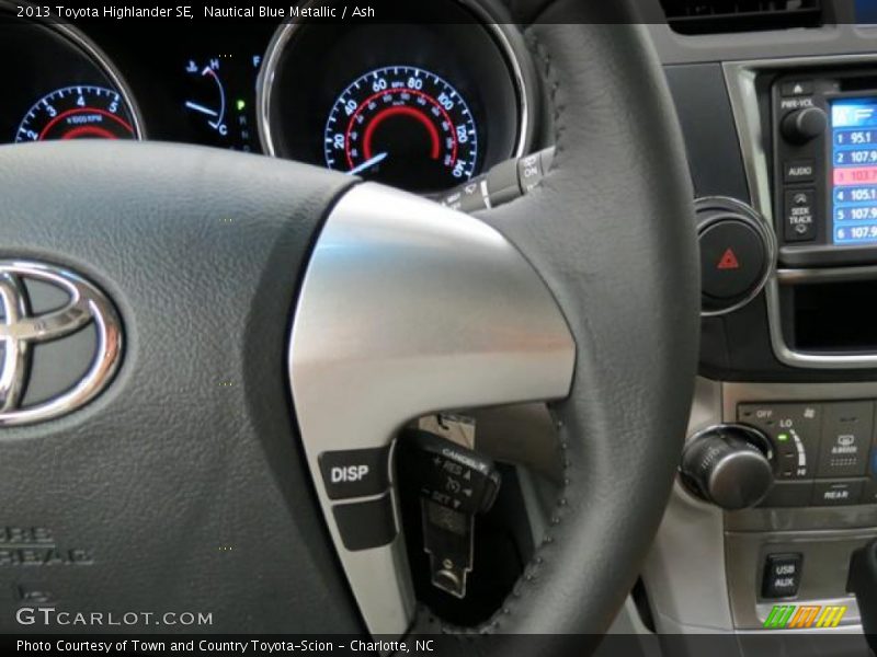 Nautical Blue Metallic / Ash 2013 Toyota Highlander SE