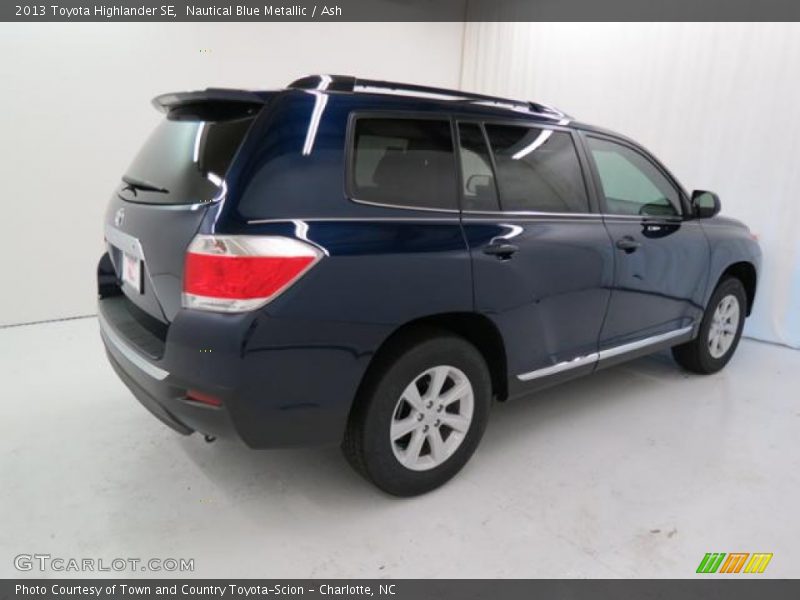 Nautical Blue Metallic / Ash 2013 Toyota Highlander SE