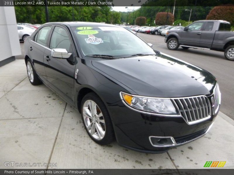 Tuxedo Black Metallic / Dark Charcoal 2011 Lincoln MKZ AWD