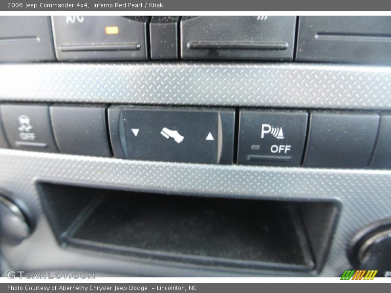 Inferno Red Pearl / Khaki 2006 Jeep Commander 4x4