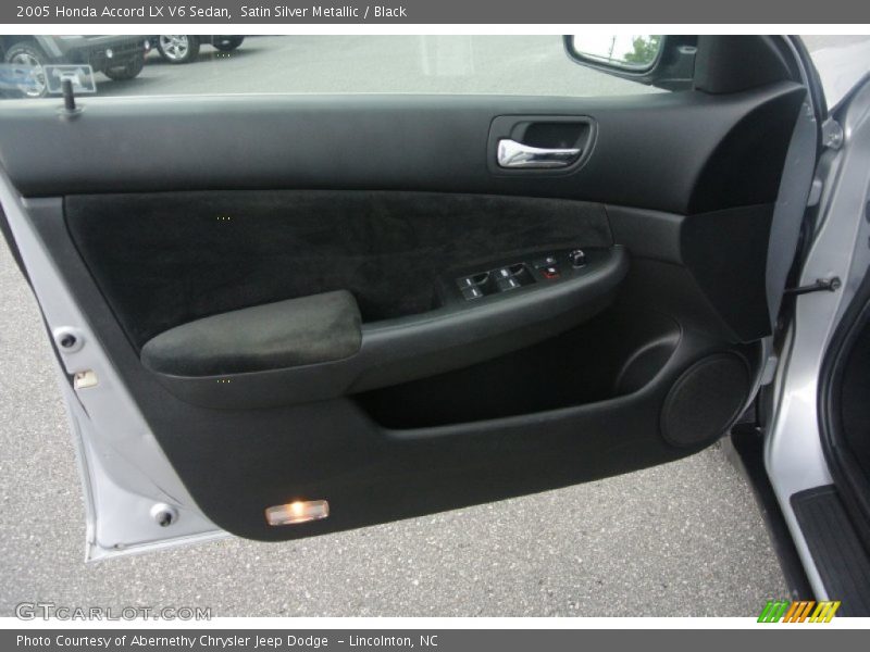 Door Panel of 2005 Accord LX V6 Sedan