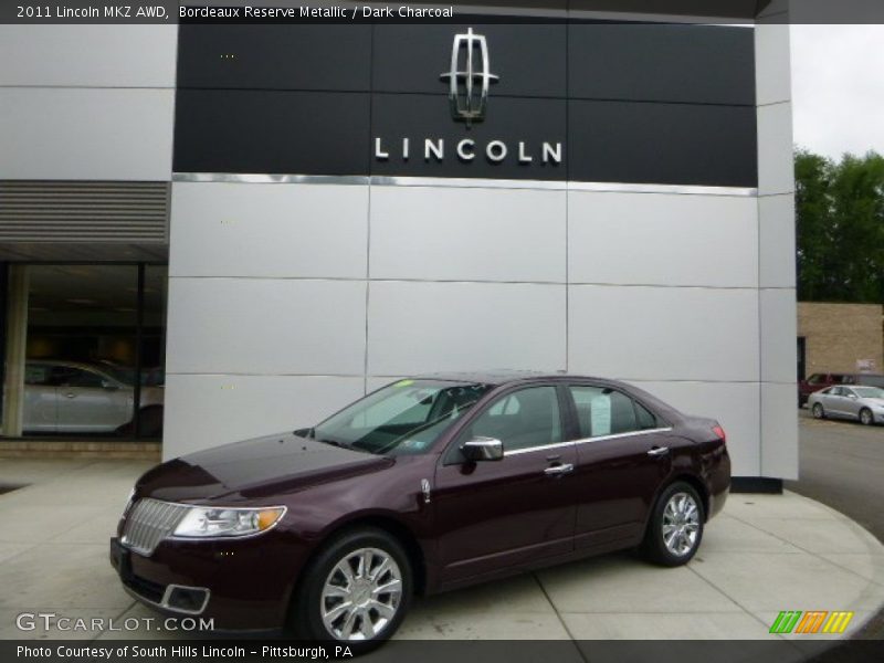 Bordeaux Reserve Metallic / Dark Charcoal 2011 Lincoln MKZ AWD