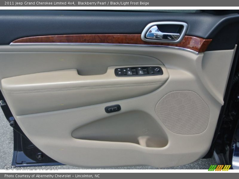 Blackberry Pearl / Black/Light Frost Beige 2011 Jeep Grand Cherokee Limited 4x4