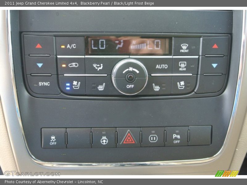 Blackberry Pearl / Black/Light Frost Beige 2011 Jeep Grand Cherokee Limited 4x4