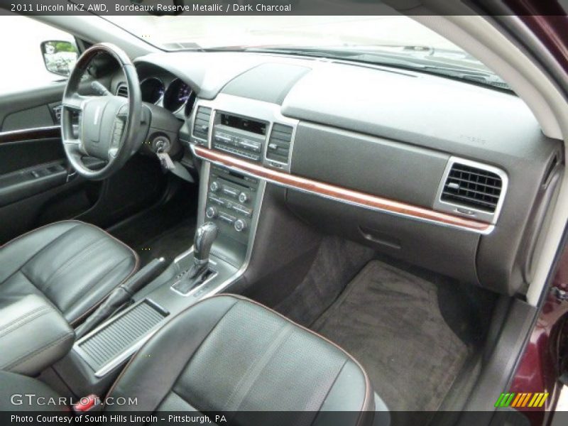 Bordeaux Reserve Metallic / Dark Charcoal 2011 Lincoln MKZ AWD