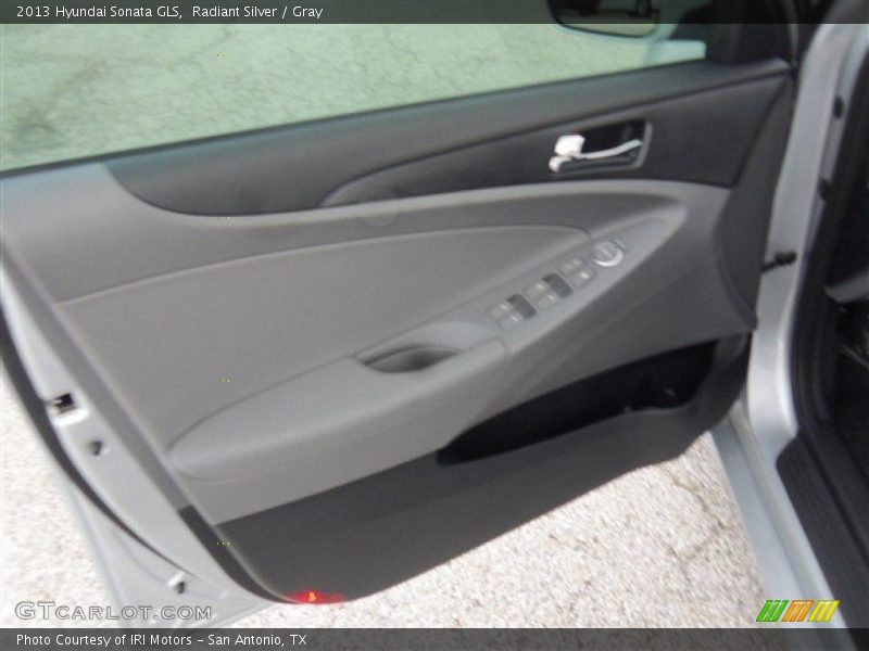 Radiant Silver / Gray 2013 Hyundai Sonata GLS