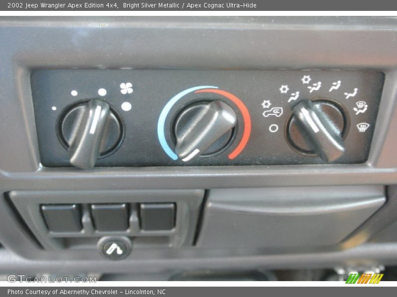 Controls of 2002 Wrangler Apex Edition 4x4