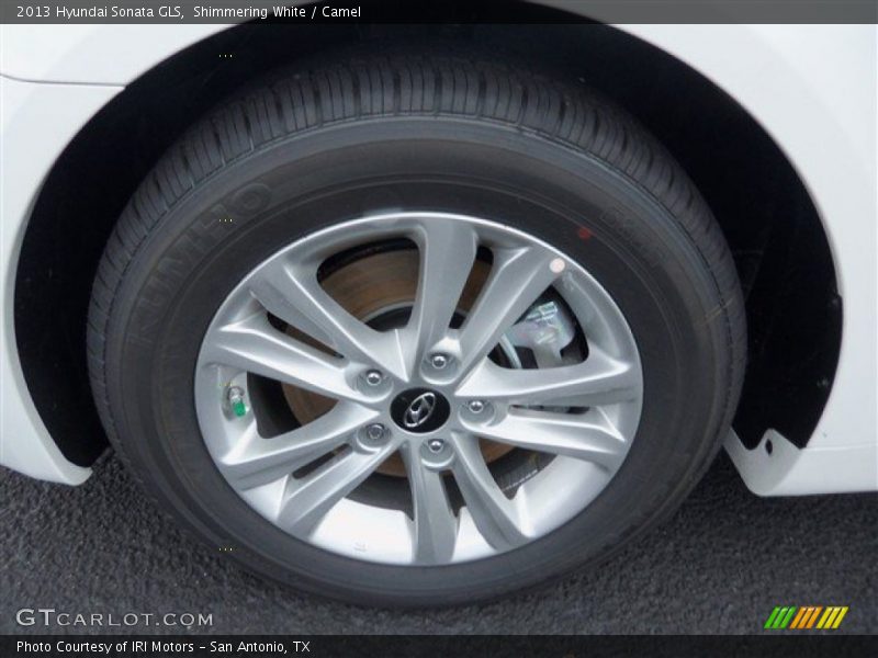 Shimmering White / Camel 2013 Hyundai Sonata GLS
