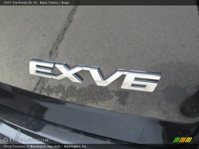 Black Cherry / Beige 2007 Kia Rondo EX V6