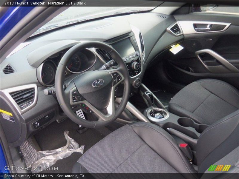 Marathon Blue / Black 2013 Hyundai Veloster