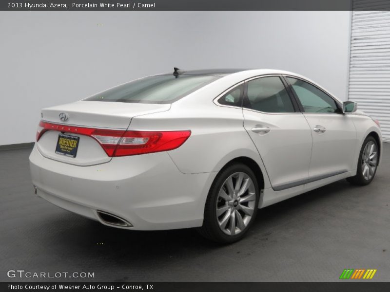 Porcelain White Pearl / Camel 2013 Hyundai Azera