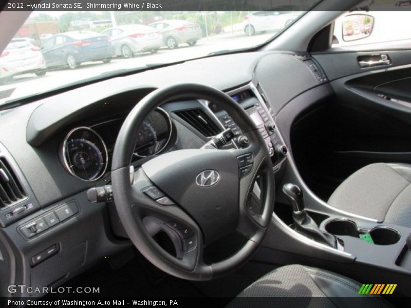 Shimmering White / Black 2012 Hyundai Sonata SE