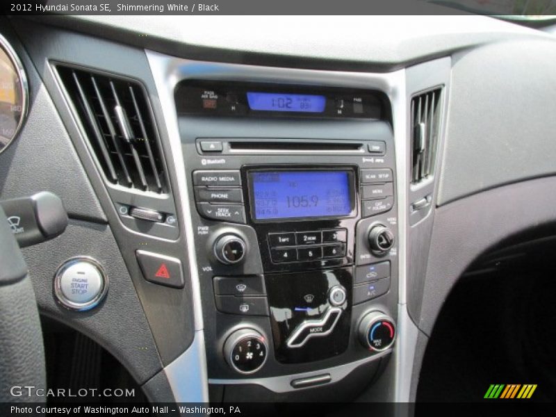 Shimmering White / Black 2012 Hyundai Sonata SE