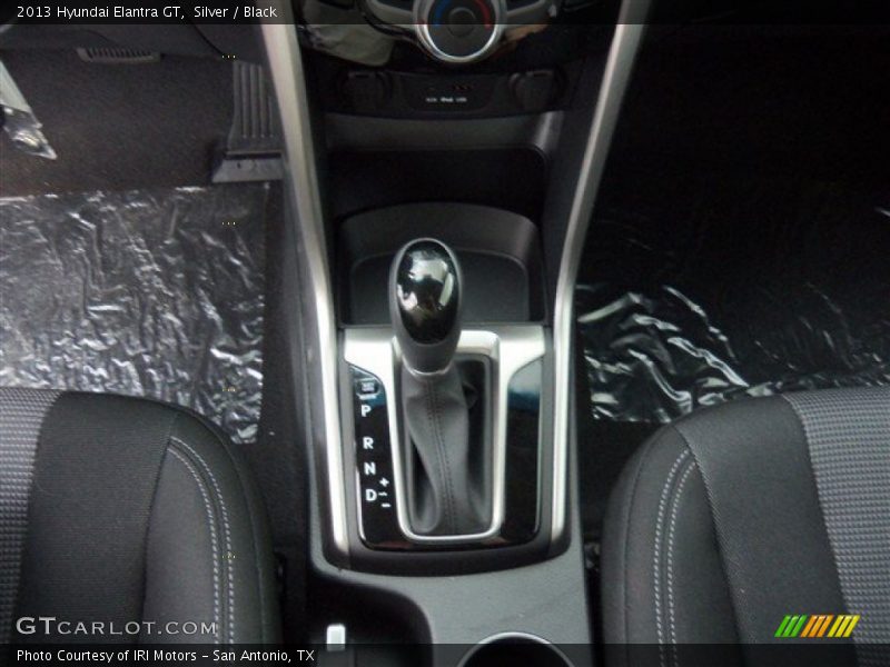 Silver / Black 2013 Hyundai Elantra GT
