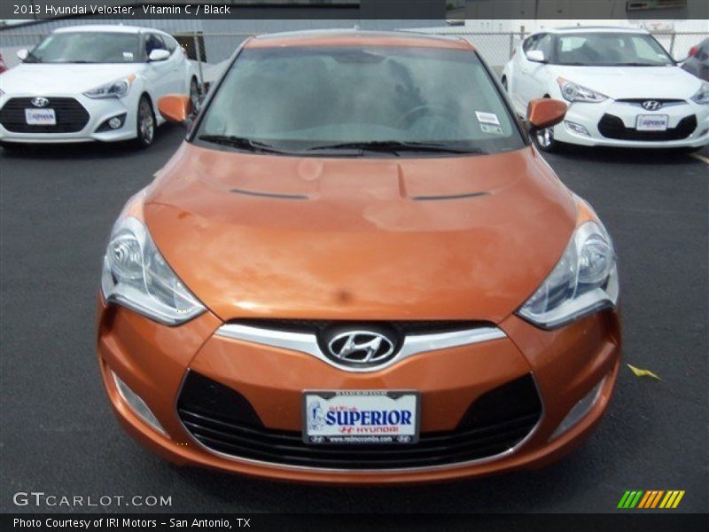 Vitamin C / Black 2013 Hyundai Veloster
