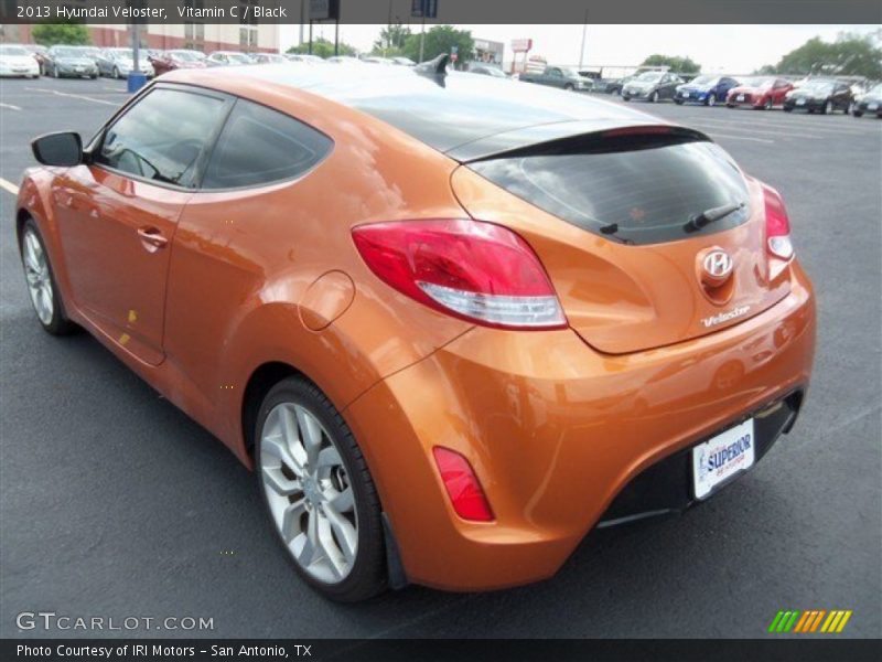 Vitamin C / Black 2013 Hyundai Veloster